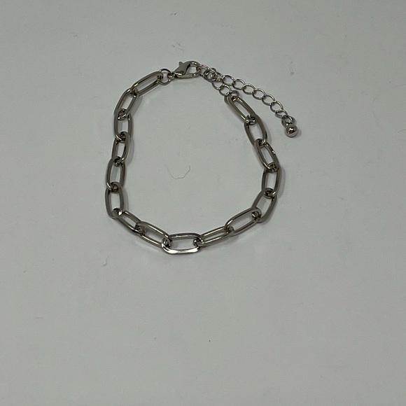 5 piece Chunky Silver Plated Bracelets - Picture 10 of 14